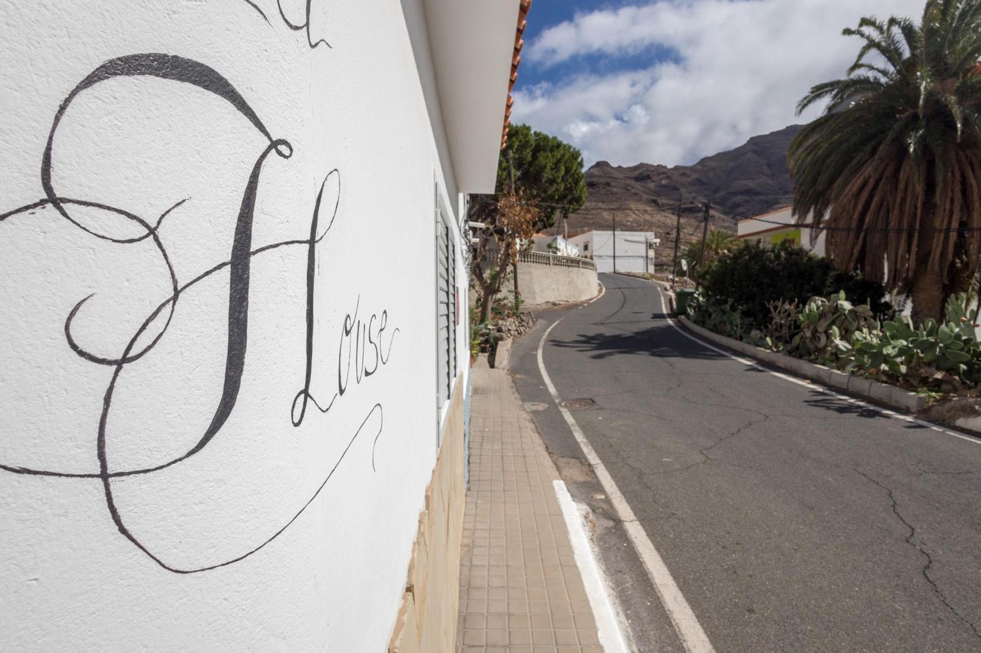 Lightbooking Gadi House Tasarte Terraza Y Barbacoa Exterior foto